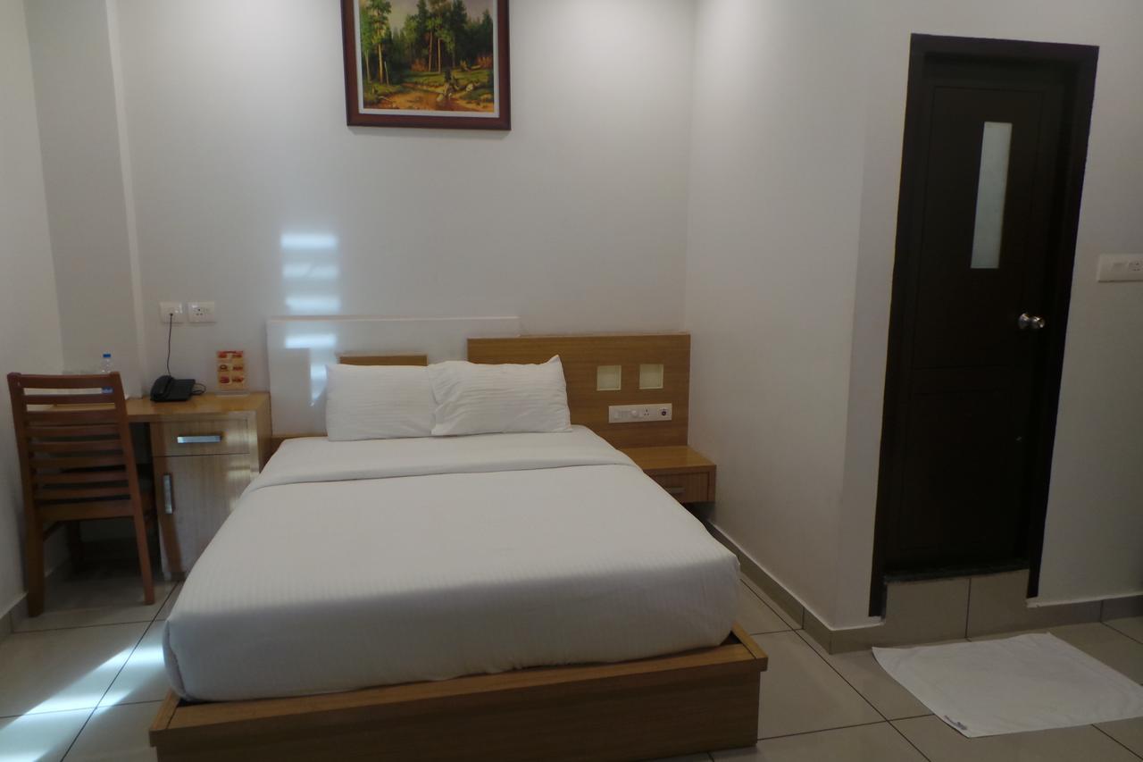 فندق Saas Residency كاليكوت المظهر الخارجي الصورة