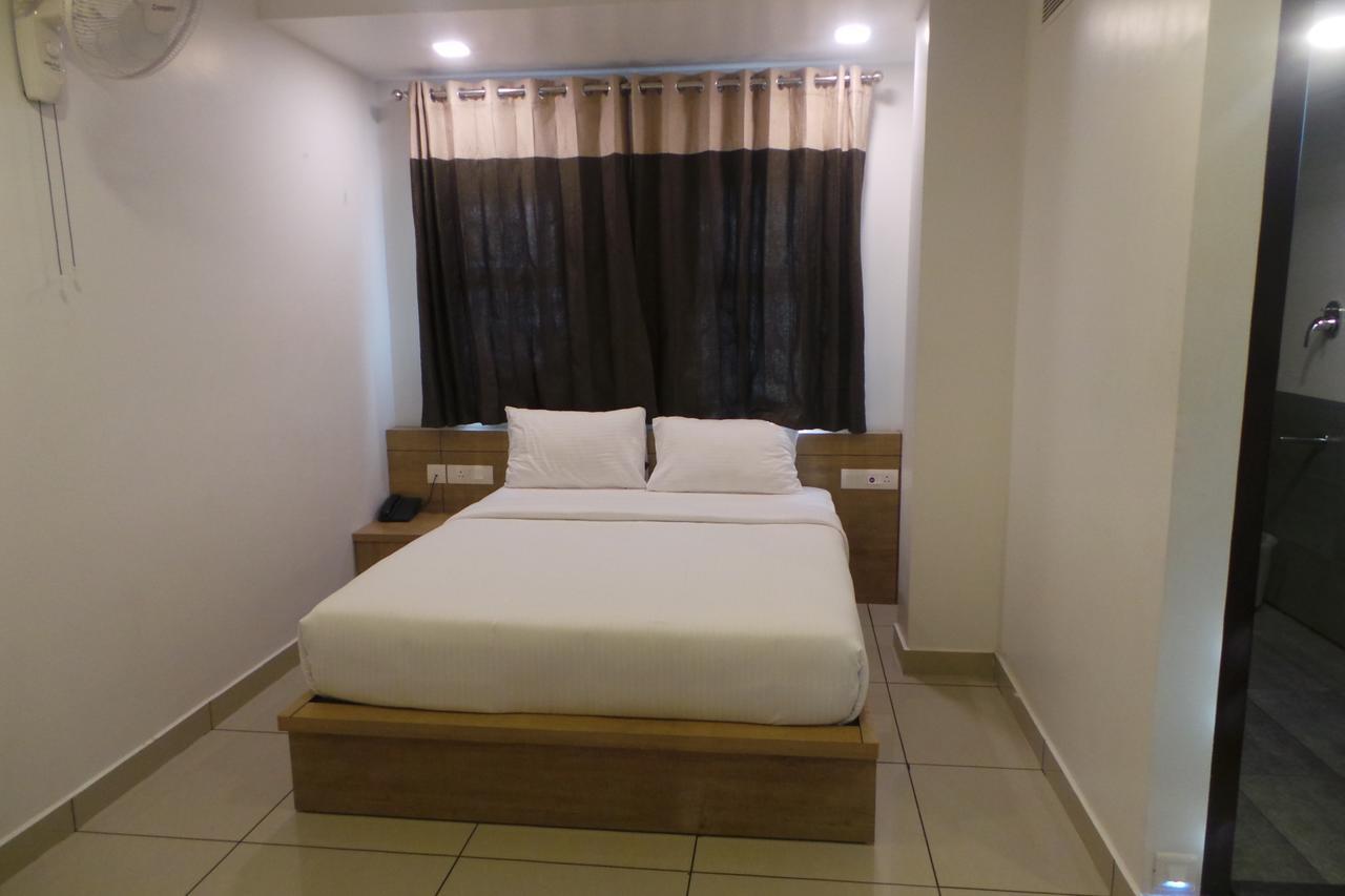 فندق Saas Residency كاليكوت المظهر الخارجي الصورة